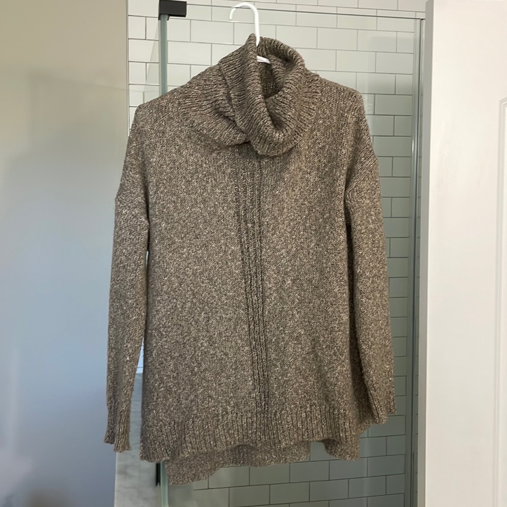 CJLA sweater